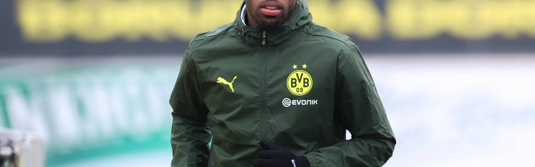 一竞技官方网站-罗马诺：多特提出2000万欧租借+买断报价，希望引进楚克乌梅卡