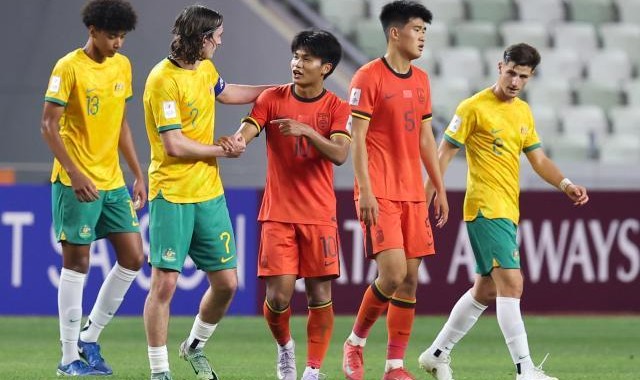 一竞技官网-中澳核心赛后惺惺相惜 本尼：蒯纪闻值得更高平台