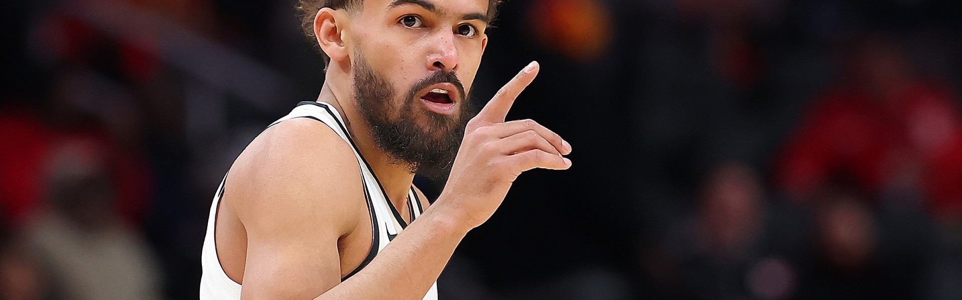 一竞技平台-美记：特雷·杨对球队感到兴奋，认为保持健康会成为争冠球队