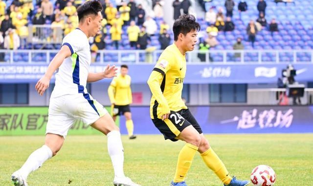 一竞技官网-【中超】阿齐兹破门段刘愚补射 西海岸2比0胜三镇